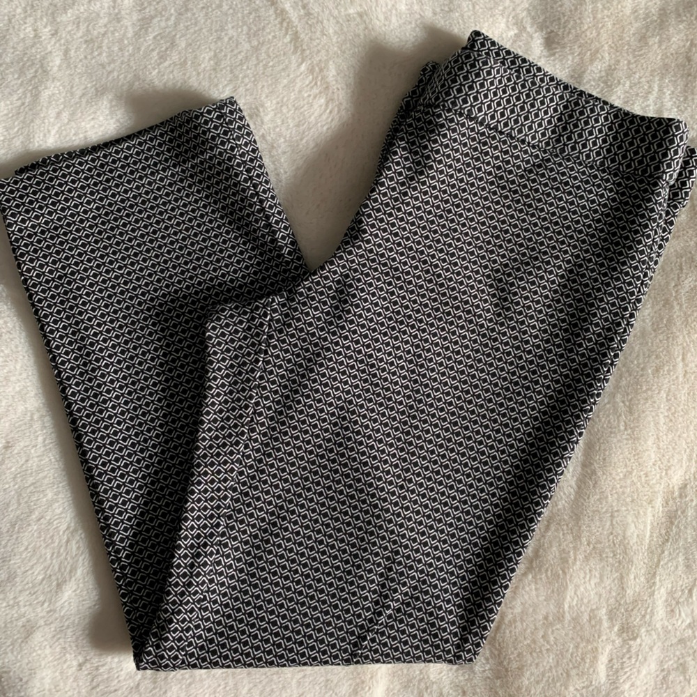 Women’s Cropped Trousers (4)